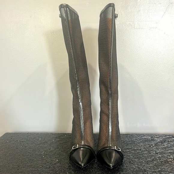 BKACK FAUX LEATHER & NET BOOT, ZIPPER IN BACK, SIZE 8 - Picture 3 of 8